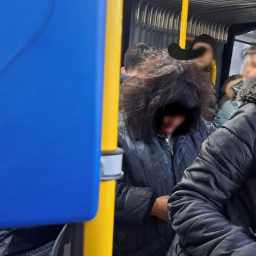 Comportament agresiv al unei cerșătoare în mijloacele de transport din Cluj-Napoca