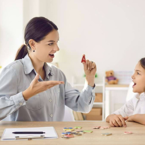 Concurs pentru ocuparea posturilor de logoped la CJRAE Dâmbovița