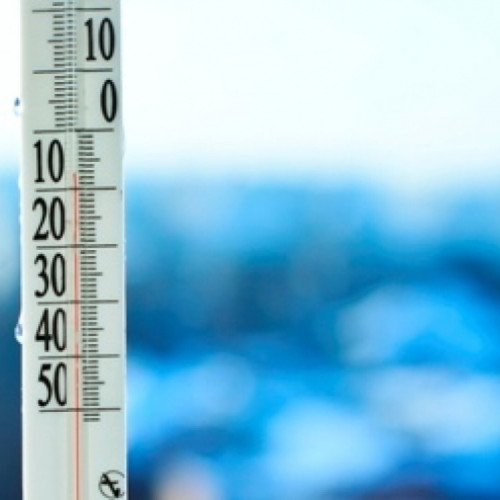 Un val de aer rece va aduce temperaturi mai scăzute în România