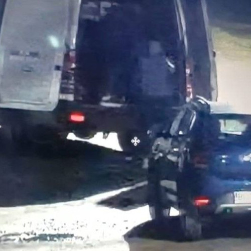 Abandonarea deșeurilor, sancționată de poliția locală din Bacău