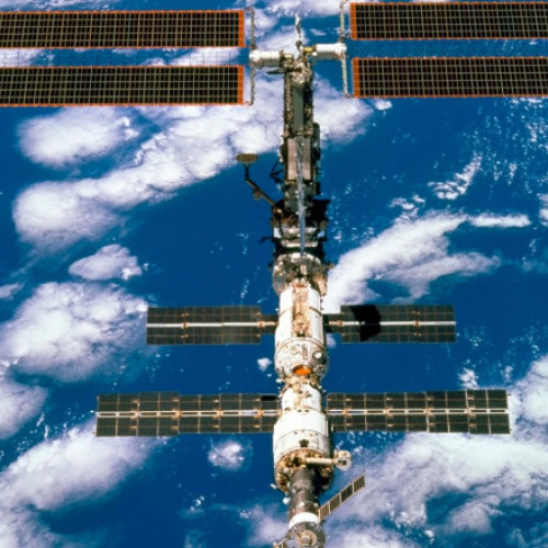 Doi astronauti ai NASA au efectuat lucrari de reparatii pe Statia Spatiala Internationala