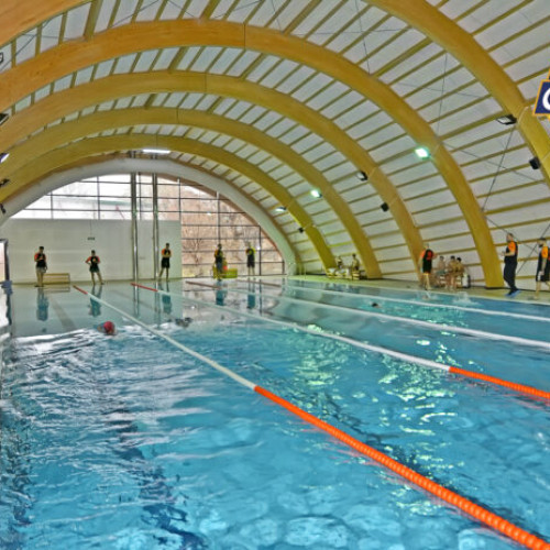 Înscrierea la cursurile de înot pentru copii în Sectorul 1 începe pe 20 ianuarie 2025