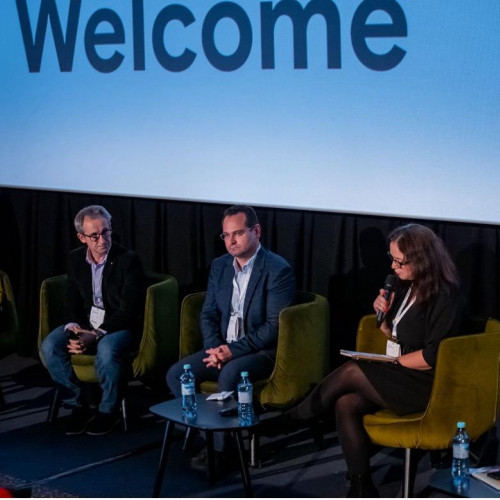 100 de studenți din Brașov și Timișoara vor fi instruiți în securitate cibernetică