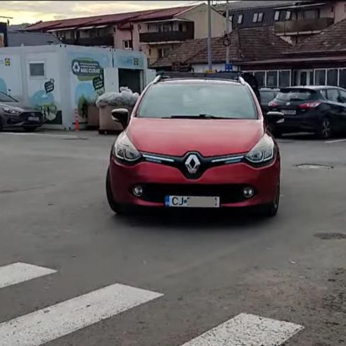 Clujean a blocat parcarea unui magazin Lidl din Florești