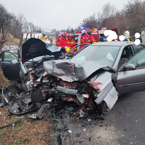 Accident cu două autoturisme la Bistrița-Năsăud