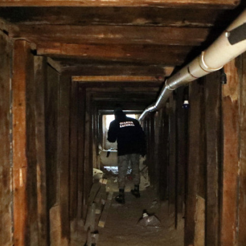 Tunel transfrontalier descoperit între SUA și Mexic va fi sigilat
