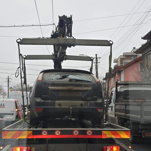 "Băieții" de la ridicări continuă să lupte cu parcările ilegale în Cluj