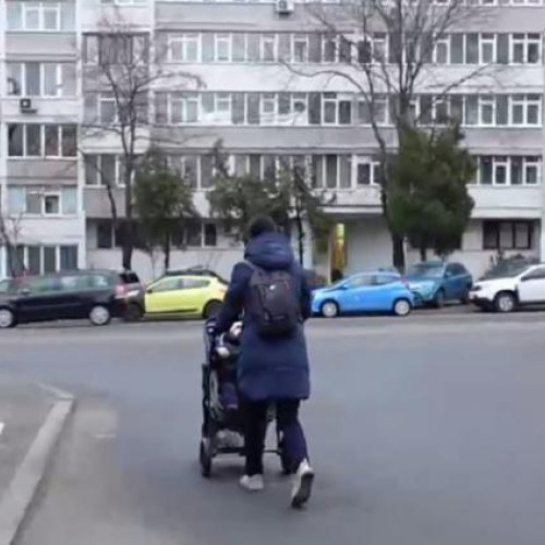 Parinți din cartierul Buna Ziua, îngrijorați de parcările neregulamentare