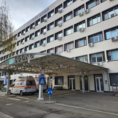 Spitalul din Arad primește pacienți cu răni după alunecări pe gheață