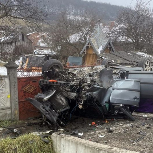 Accident rutier pe strada Baia Mare din Dej, cu o mașină furată