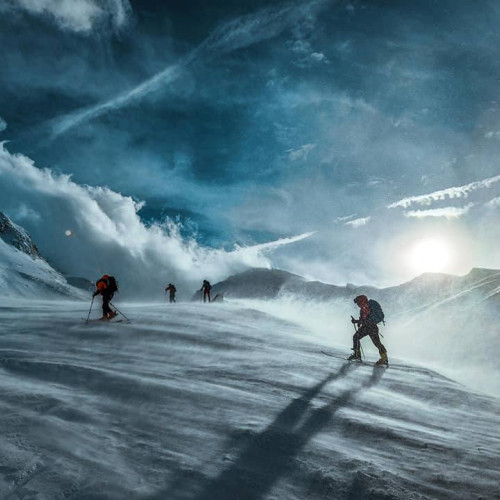 Riscul de avalanșe rămâne moderat în Munții Bucegi