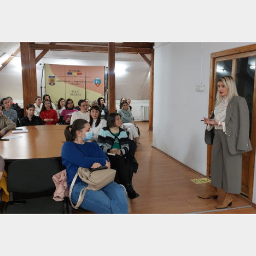 Prima întâlnire din acest an a programului ABC pentru părinți din Oradea