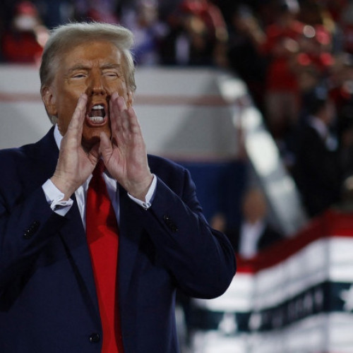 Donald Trump demite patru oficiali guvernamentali și anunță posibile concedieri în masă