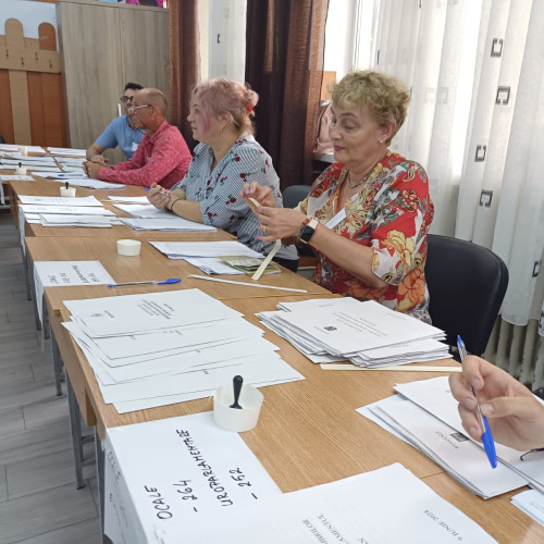 Reducerea indemnizațiilor pentru membrii secțiilor de votare la alegerile prezidențiale din 2025