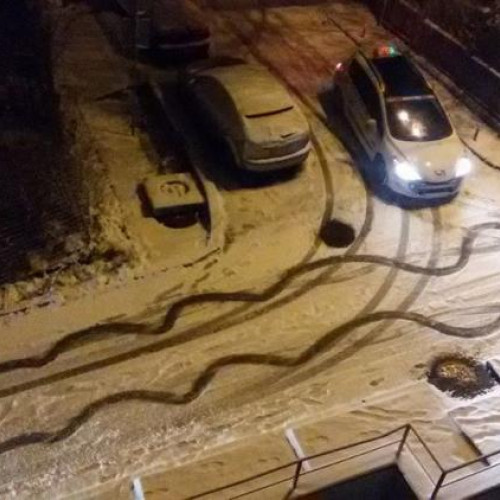 Cluj-Napoca: șoferii se plâng de condițiile rutiere periculoase din cauza soluțiilor antiderapante