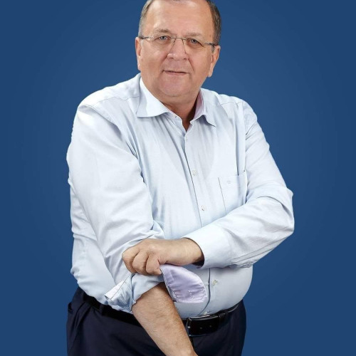 Gheorghe Flutur își dă demisia din funcția de președinte al PNL Suceava după 24 de ani