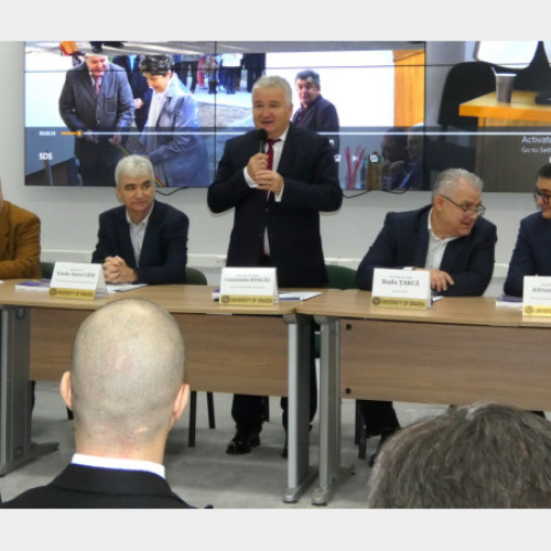 Lansarea cărții Elogiu esecului, scrisă de Costica Bradatan, la Librăria Humanitas Oradea