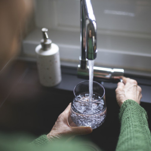 Creșterea tarifelor la apă și canalizare stârnește nemulțumiri în Gorj