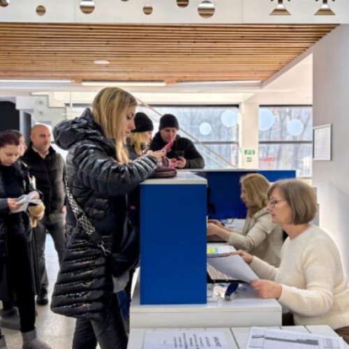 Deschiderea bazinelor de înot din Sectorul 1 se apropie