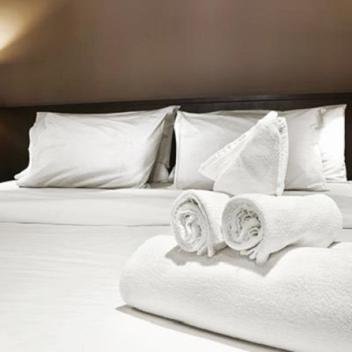 Românii se pregătesc pentru un weekend prelungit de Ziua Unirii Principatelor