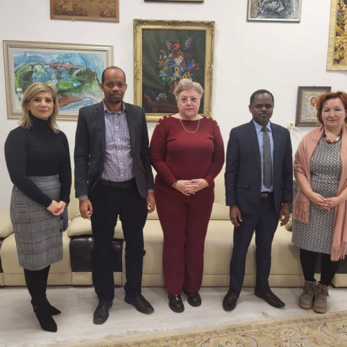 Vizită oficială a unei delegații de la Universitatea de Stat din Zanzibar la Universitatea de Vest "Vasile Goldis" din Arad