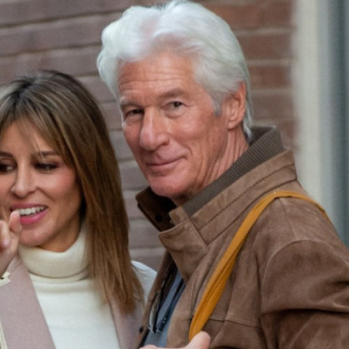 Richard Gere, fericit în Spania alături de familia sa