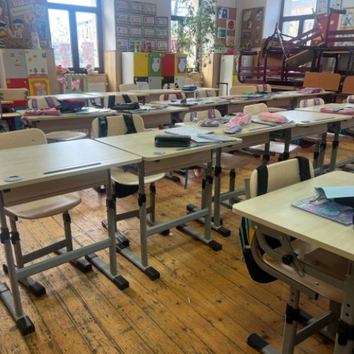 Unitate de învățământ din Râșnov dotate cu mobilier și echipamente digitale