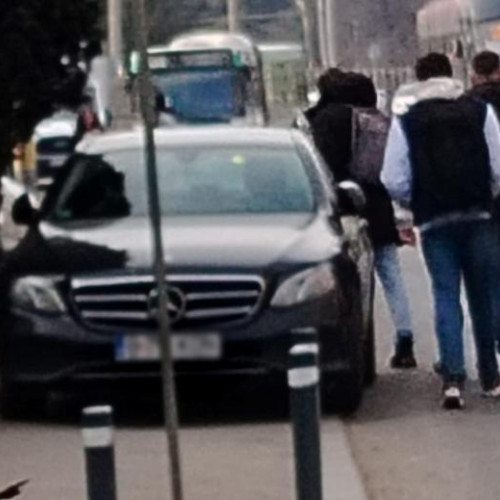 Clujul, oraș neprietenos cu pietonii: revolta clujenilor împotriva parcării neregulamentare