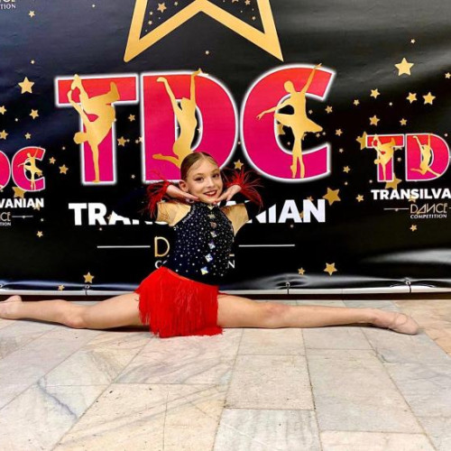 Alexia Daiana Otel, fetița talentată din Cluj, în competiția pentru imaginea unui concurs internațional de dans