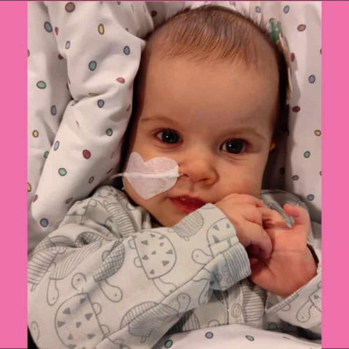 Un apel umanitar reușit: comunitatea din Alba sprijină un copil bolnav de inimă