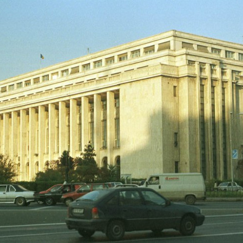 Protest al angajaților din sectorul feroviar în Piața Victoriei