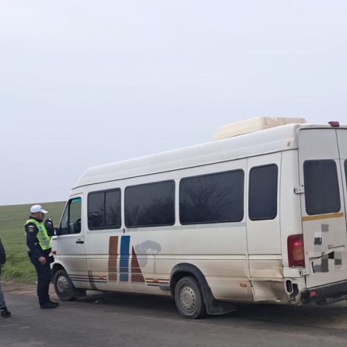 Acțiune de verificare a transporturilor rutiere de persoane în județ