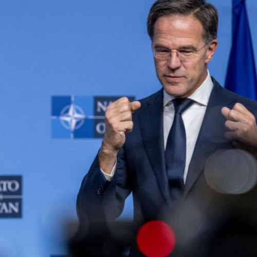 Rutte: Aderarea Ucrainei la NATO nu trebuie să depindă de Rusia