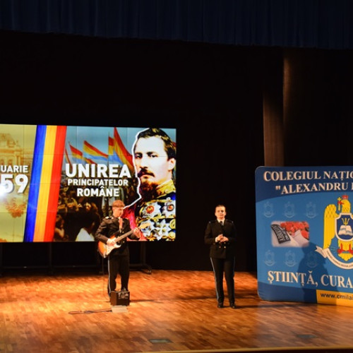 Festivitate dedicată Unirii Principatelor, organizată de elevii militari