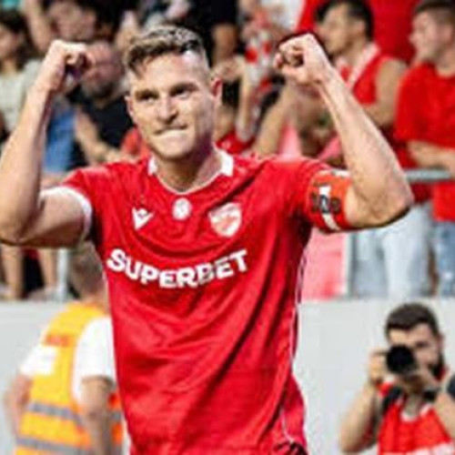 Accidentare pe teren pentru Dennis Politic înaintea meciului din SuperLiga