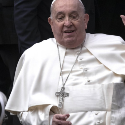 Papa Francisc denunță dezinformarea și polarizarea în era digitală