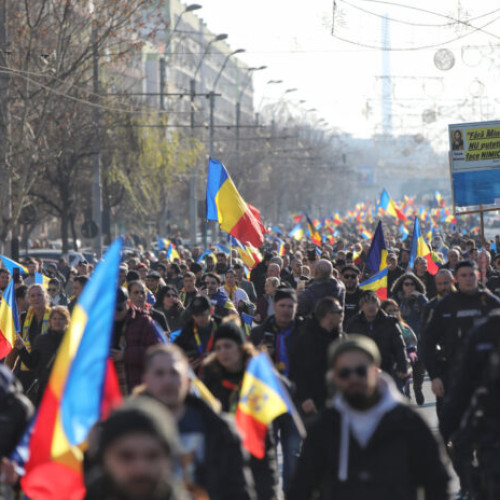 Poliția Rutieră suplimentează efectivele în centrul Capitalei după blocarea traficului de susținătorii lui Călin Georgescu