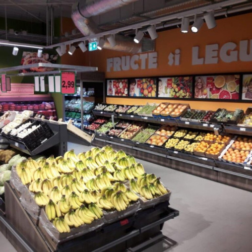 Supermarket amendat pentru comercializarea înșelătoare a produselor "Made in România"