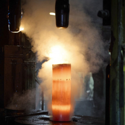 Trump consideră achiziționarea de armament american pentru Ucraina din activele rusești înghețate