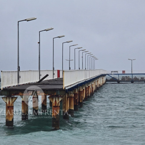 Pasarela din Mamaia, în degradare înainte de reabilitare