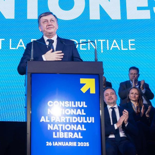 Crin Antonescu, ales candidatul PNL pentru alegerile prezidențiale din 2025