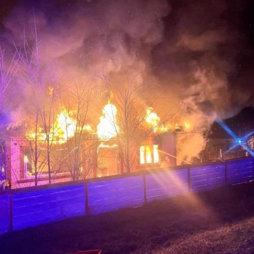 Incendiu devastator în comuna Călărași: o femeie de 77 de ani a murit