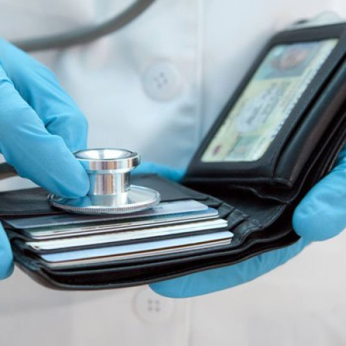 Iulian Cozianu atrage atenția asupra inechităților salariale din sistemul medical