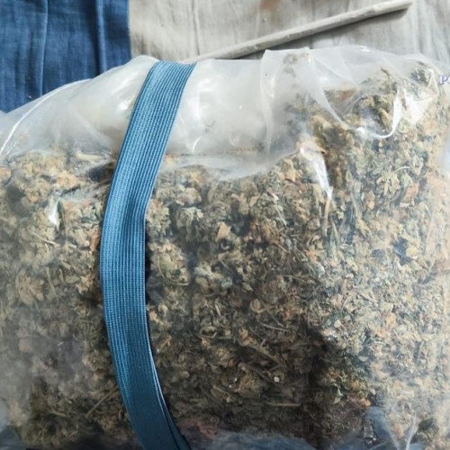 Tânăr de 26 de ani arestat pentru trafic de droguri la Sibiu