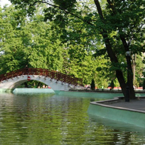Reabilitarea lacului din Parcul "Mihai Eminescu" din Botoșani