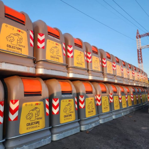 Primăria Sectorului 3 instalează 558 de containere pentru colectarea textilelor uzate