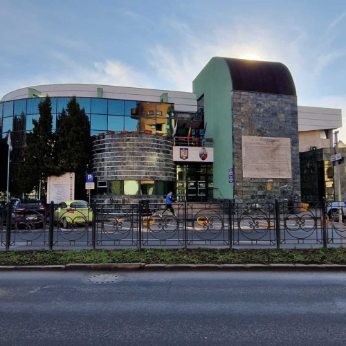 Majorarea salariilor minime pentru funcționarii din Primăria Alba Iulia