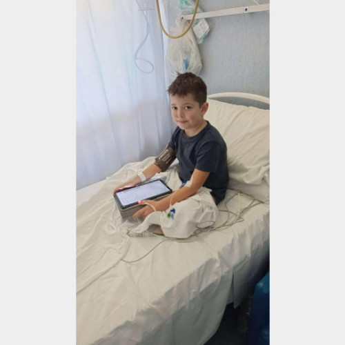 Ajutor pentru Leo, un copil de 9 ani din Beiuș, care luptă cu leucemia