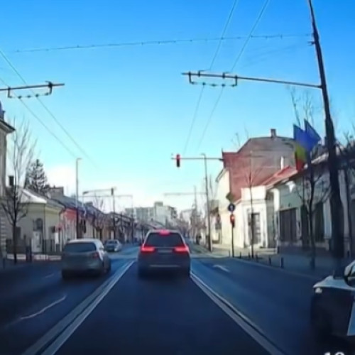 Sofer sanctionat dupa o depasire periculoasa in centrul Clujului