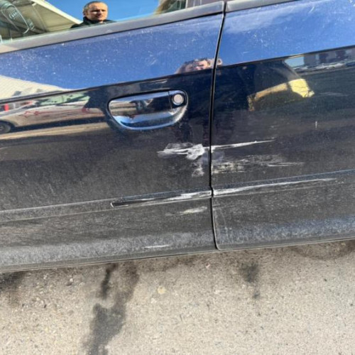 Clujeanca descoperă mașina avariată după o scurtă vizită la magazin